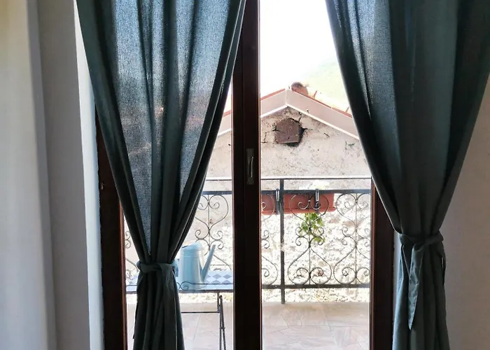 ゲストハウス Sobe Pri Olivi コバリード